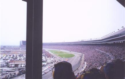 nascar_texas.jpg (15136 bytes)